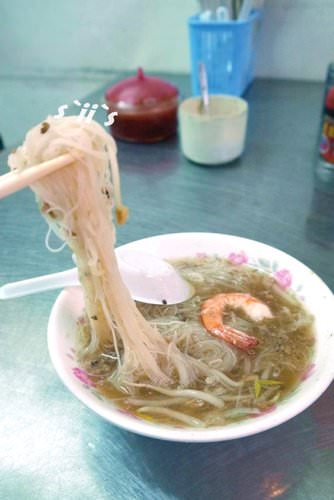 【臺南】珊珊小時候的回憶─民族路五十年陳擔仔麵