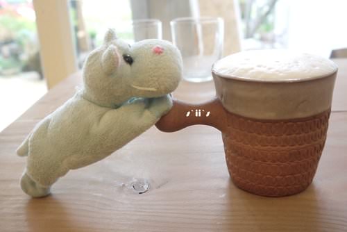 【高雄】小小咖啡 caffè 空間design ~跟著河馬先生吃喝玩樂