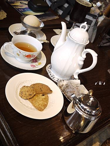 【台南】跟著河馬先生臺南晃晃─第二站   下午茶IORI TEA HOUSE