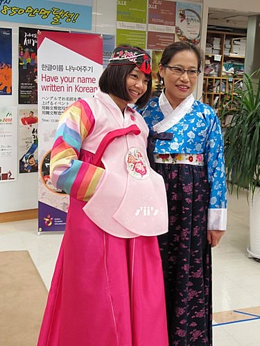 【韓國‧南韓首爾自由行】2010.10.7-11 第五天 ─ 韓國觀光會社(韓服體驗)、清溪川、31冰淇淋、光化門郵局、梨花女子大學、仁川→桃園(未完)