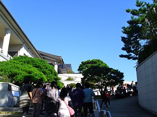 【韓國‧南韓首爾】2010.10.7-11 第三天 ─ 景福宮、仁寺洞、土俗村參雞湯、31冰淇淋、首爾塔、梨大炒雞排(未完)