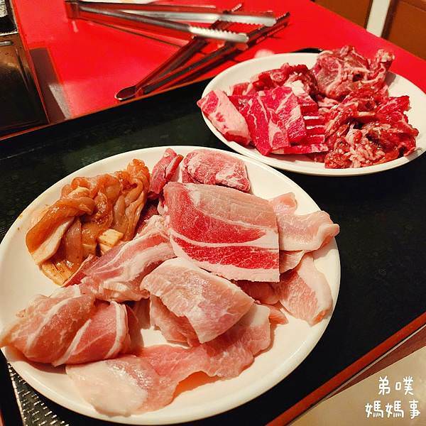 【日本‧沖繩】沖縄式島豚焼肉ばんない 燒肉吃到飽餐廳│肉、飲