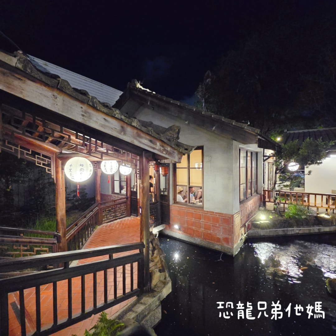 【台南‧安平】耕讀園永華店│安平市區的景觀餐廳,古典氣息用餐環境,滿足孩子餵魚樂趣,另有免費餅乾小點 - 第23張圖 【台南‧安平】耕讀園永華店│安平市區的景觀餐廳,古典氣息用餐環境,滿足孩子餵魚樂趣,另有免費餅乾小點