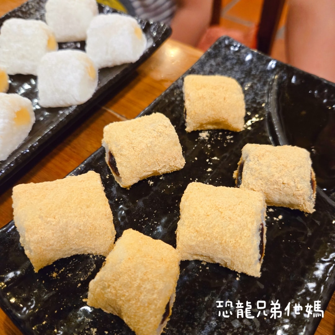【台南‧安平】耕讀園永華店│安平市區的景觀餐廳，古典氣息用餐環境，滿足孩子餵魚樂趣，另有免費餅乾小點