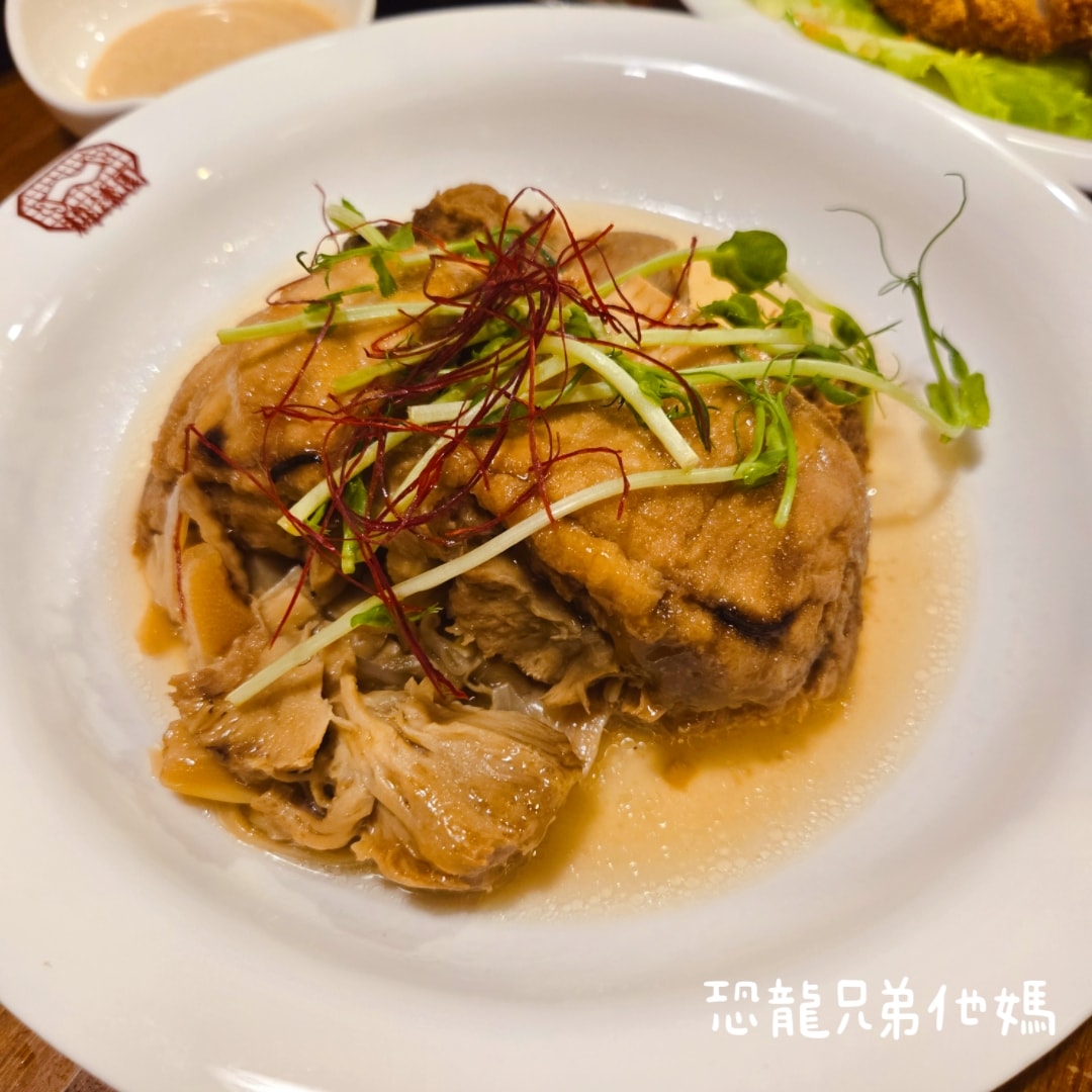 【台南‧安平】耕讀園永華店│安平市區的景觀餐廳,古典氣息用餐環境,滿足孩子餵魚樂趣,另有免費餅乾小點 - 第40張圖 【台南‧安平】耕讀園永華店│安平市區的景觀餐廳,古典氣息用餐環境,滿足孩子餵魚樂趣,另有免費餅乾小點