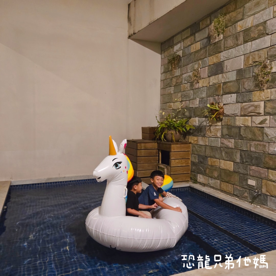 台中芭蕾城堡酒店│有如在城堡的汽車旅館/商務飯店,另有親子主題房、泳池、健身房,房間大,孩子超喜歡 - 第12張圖 台中芭蕾城堡酒店│有如在城堡的汽車旅館/商務飯店,另有親子主題房、泳池、健身房,房間大,孩子超喜歡