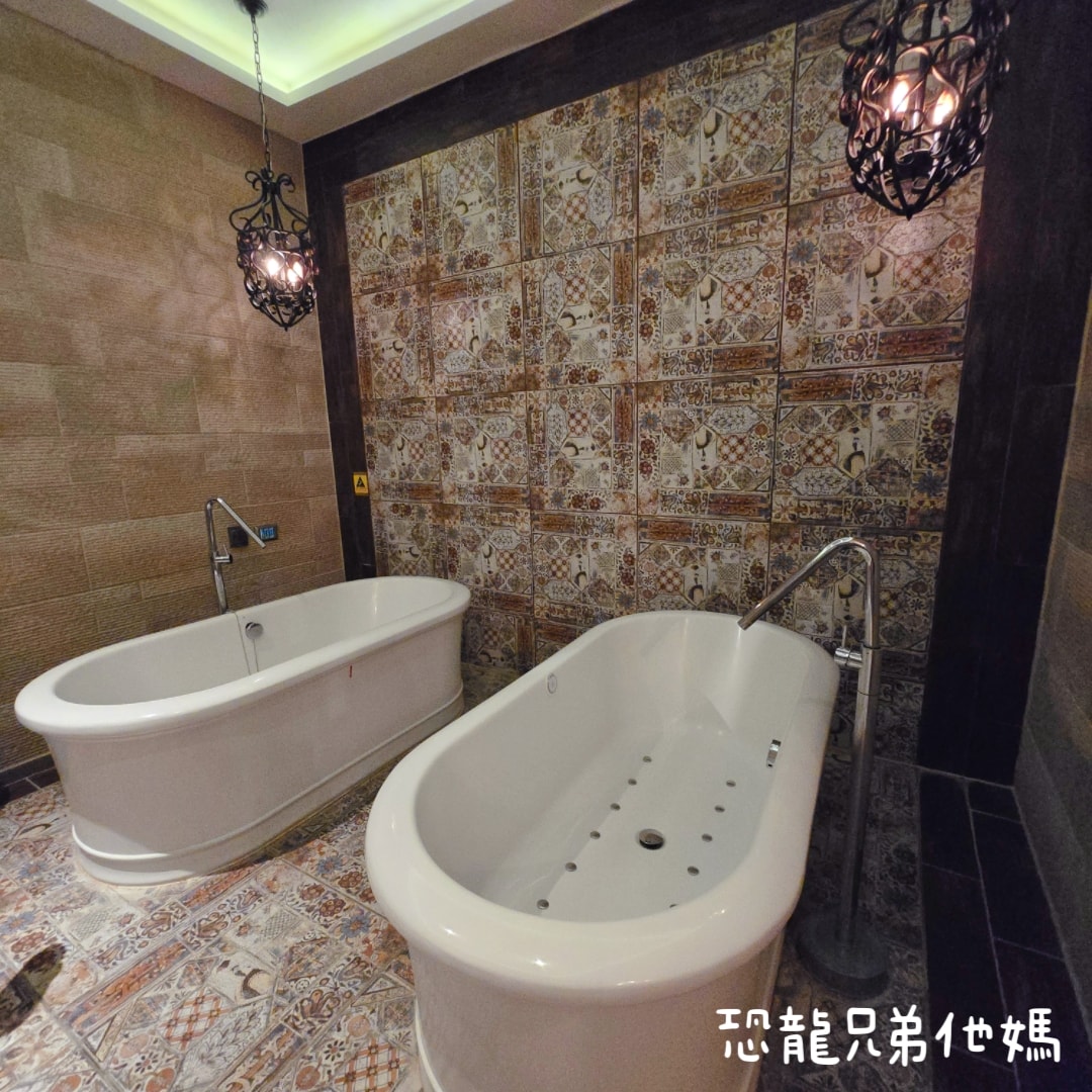 台中芭蕾城堡酒店│有如在城堡的汽車旅館/商務飯店,另有親子主題房、泳池、健身房,房間大,孩子超喜歡 - 第35張圖 台中芭蕾城堡酒店│有如在城堡的汽車旅館/商務飯店,另有親子主題房、泳池、健身房,房間大,孩子超喜歡