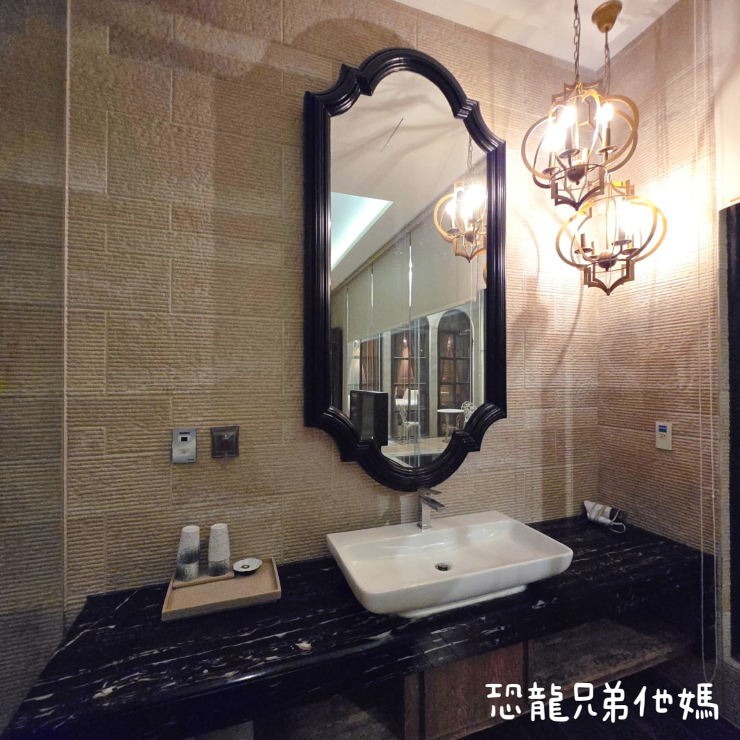 台中芭蕾城堡酒店│有如在城堡的汽車旅館/商務飯店,另有親子主題房、泳池、健身房,房間大,孩子超喜歡 - 第33張圖 台中芭蕾城堡酒店│有如在城堡的汽車旅館/商務飯店,另有親子主題房、泳池、健身房,房間大,孩子超喜歡