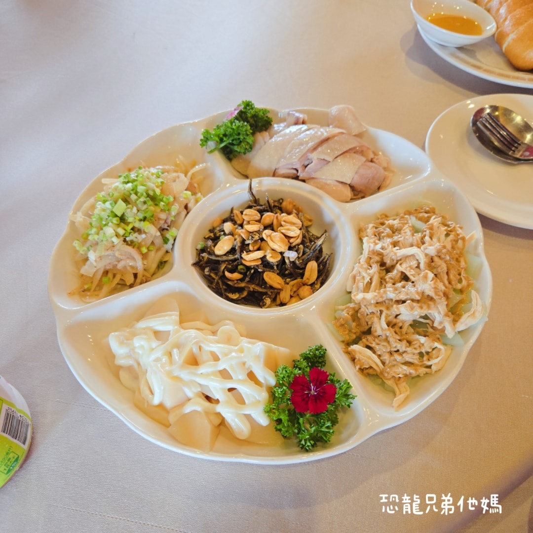 高雄‧鳥松│高雄圓山大飯店-萬福中餐廳，經典名菜與台式料理，適合家族長輩一同用餐。2025