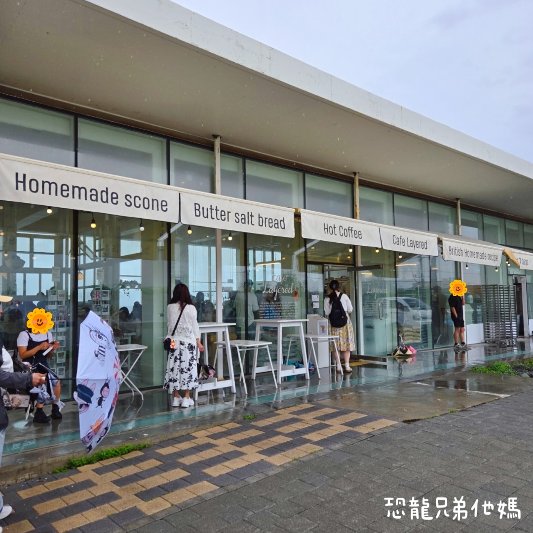 韓國‧濟州島│Cafe Layered Jeju Branch (카페 레이어드 제주점),首爾知名咖啡店,麵包多樣、特別,網美好多好拍咖啡廳 - 第3張圖