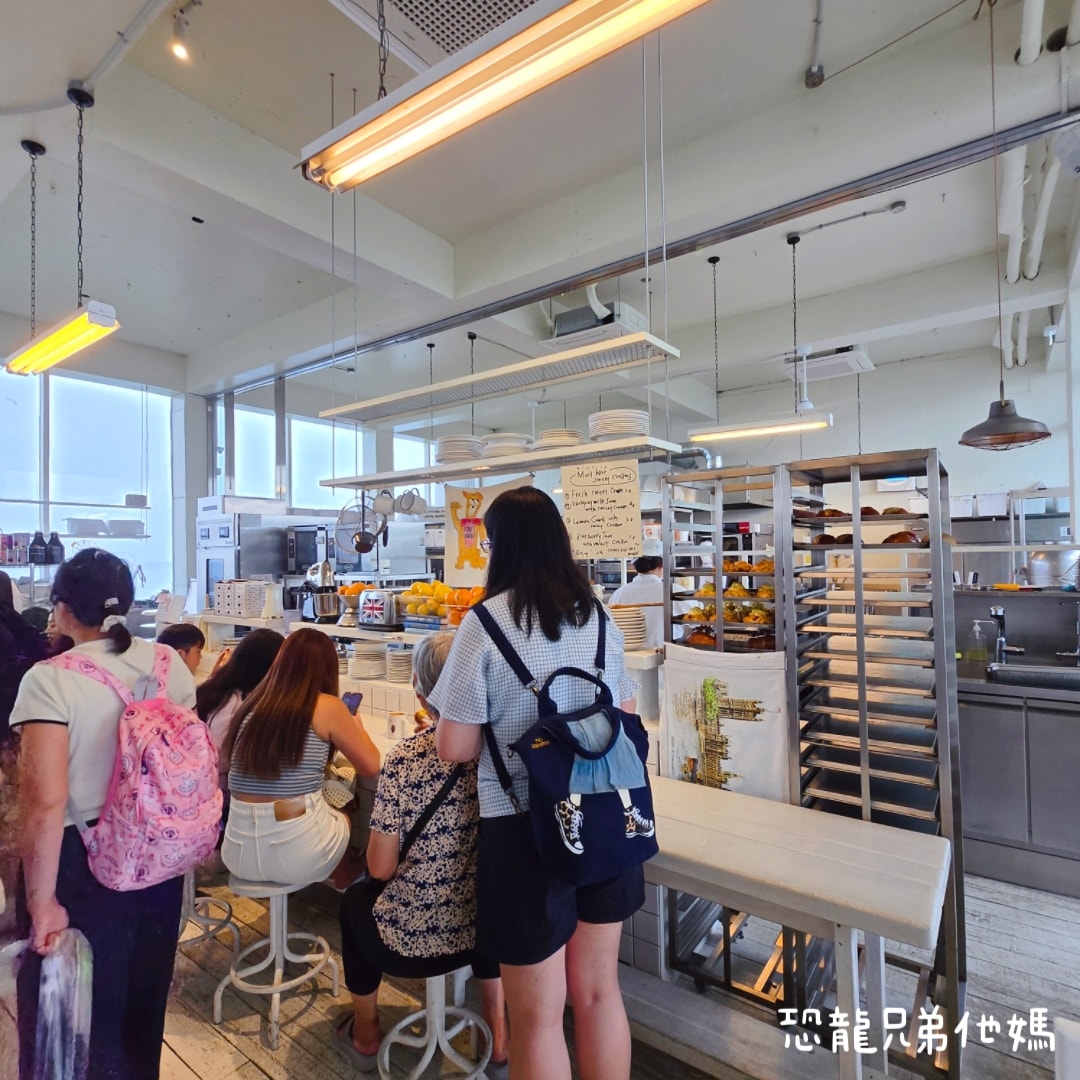 韓國‧濟州島│Cafe Layered Jeju Branch (카페 레이어드 제주점),首爾知名咖啡店,麵包多樣、特別,網美好多好拍咖啡廳 - 第9張圖