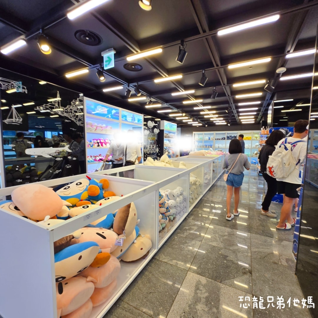 韓國‧濟洲水上星球(아쿠아플라넷제주 ,Aqua Planet),韓國最大水族館,超震撼海底隧道、海女潛水秀、超萌魟魚表演全攻略,濟州必玩景點!!2025.08 - 第194張圖 韓國‧濟洲水上星球(아쿠아플라넷제주 ,Aqua Planet),韓國最大水族館,超震撼海底隧道、海女潛水秀、超萌魟魚表演全攻略,濟州必玩景點!!2025.08