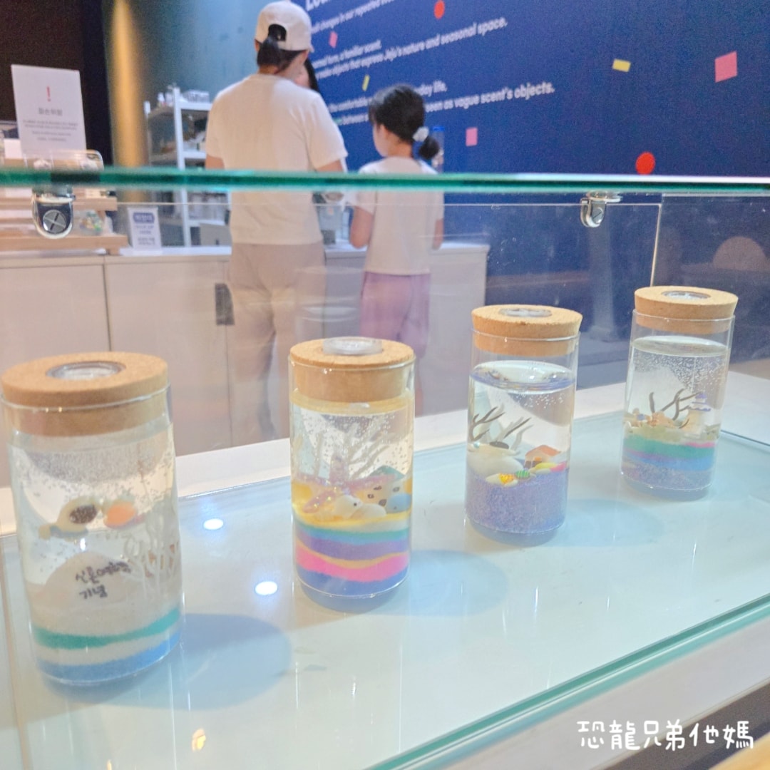 韓國‧濟洲水上星球(아쿠아플라넷제주 ,Aqua Planet),韓國最大水族館,超震撼海底隧道、海女潛水秀、超萌魟魚表演全攻略,濟州必玩景點!!2025.08 - 第153張圖 韓國‧濟洲水上星球(아쿠아플라넷제주 ,Aqua Planet),韓國最大水族館,超震撼海底隧道、海女潛水秀、超萌魟魚表演全攻略,濟州必玩景點!!2025.08