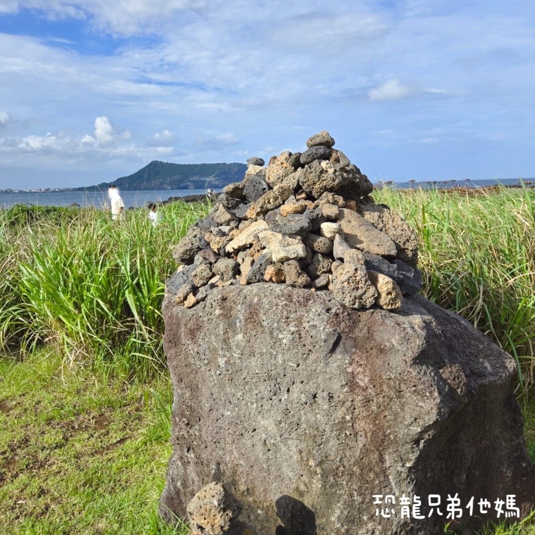 韓國‧濟洲水上星球(아쿠아플라넷제주 ,Aqua Planet),韓國最大水族館,超震撼海底隧道、海女潛水秀、超萌魟魚表演全攻略,濟州必玩景點!!2025.08 - 第231張圖 韓國‧濟洲水上星球(아쿠아플라넷제주 ,Aqua Planet),韓國最大水族館,超震撼海底隧道、海女潛水秀、超萌魟魚表演全攻略,濟州必玩景點!!2025.08