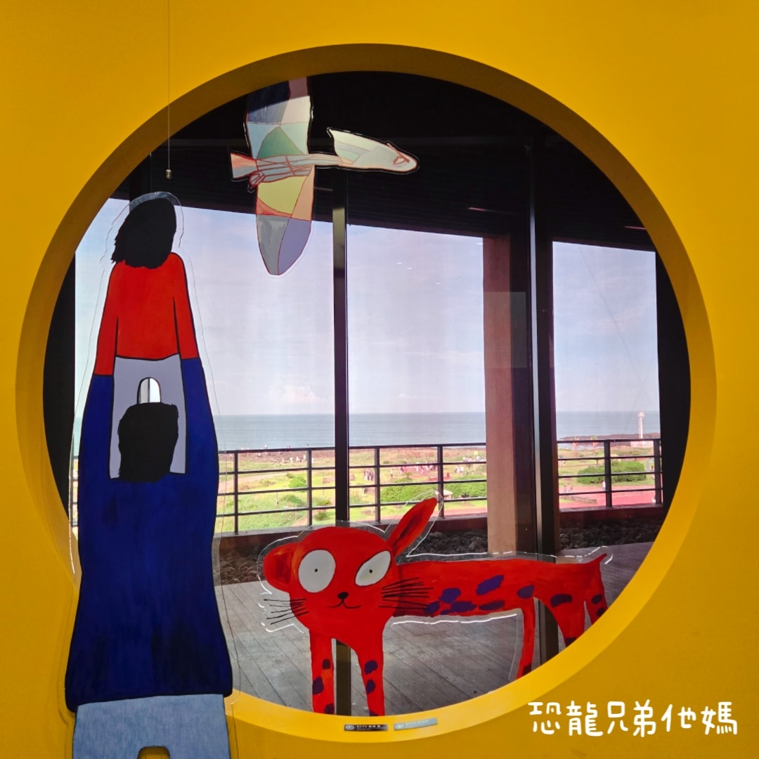 韓國‧濟洲水上星球(아쿠아플라넷제주 ,Aqua Planet)，韓國最大水族館，超震撼海底隧道、海女潛水秀、超萌魟魚表演全攻略，濟州必玩景點!!2025.08