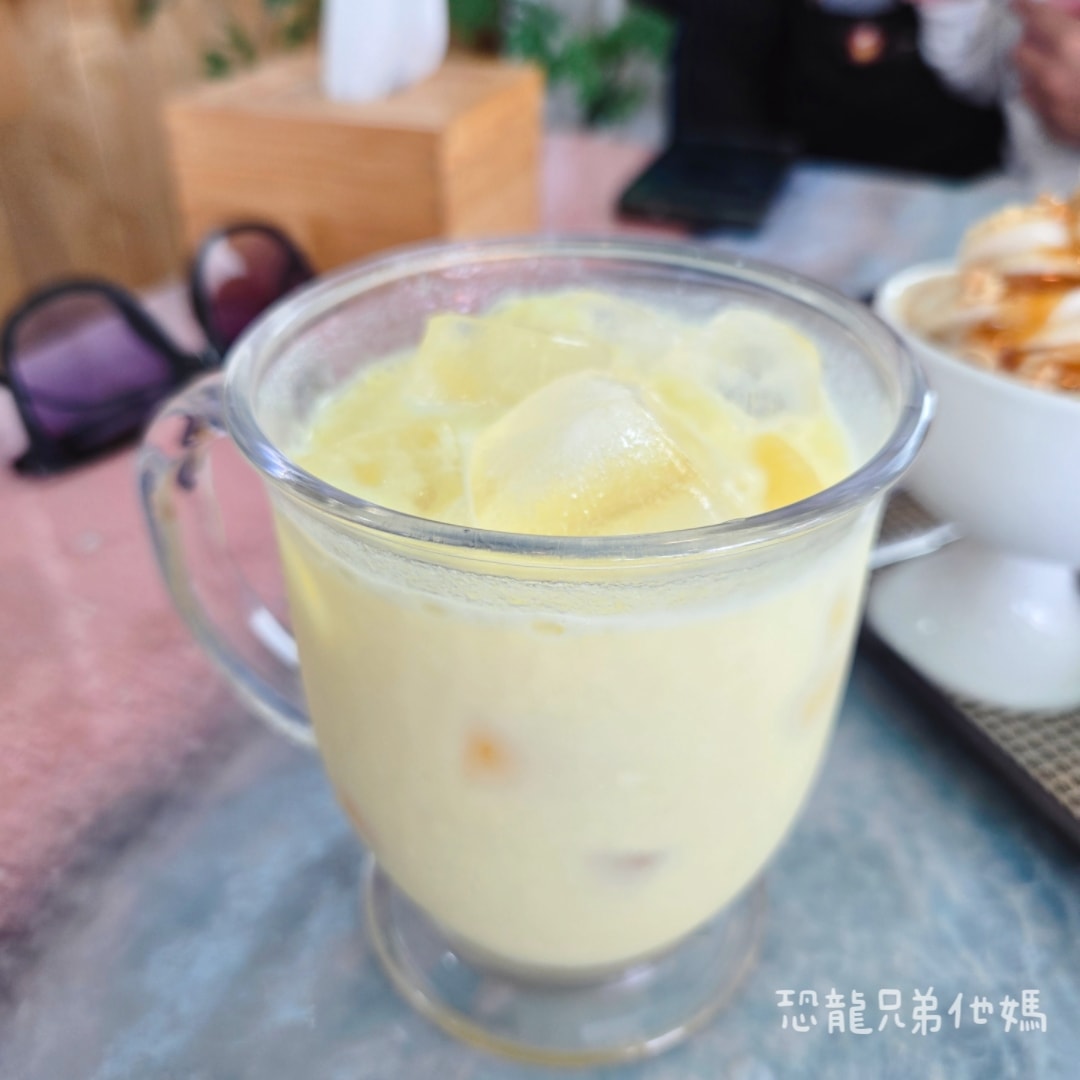 濟州島‧牛島-翻糖咖啡店(Cafe Pongdang ,카페 퐁당),花生冰淇淋、水果冰沙、咖啡、輕食 - 第14張圖 濟州島‧牛島-翻糖咖啡店(Cafe Pongdang ,카페 퐁당),花生冰淇淋、水果冰沙、咖啡、輕食