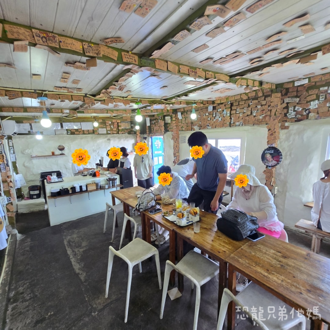 濟州島‧牛島必吃-HAHAHOHO漢堡(하하호호우도점),看海享受手工美味漢堡,還有獨家周邊小物。可Catch Table預約位置 2025.08 - 第13張圖