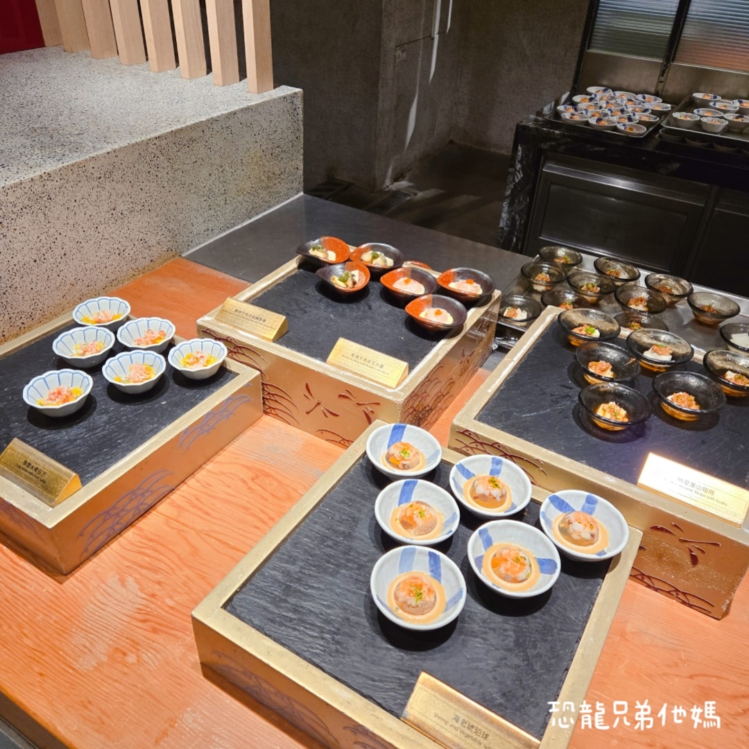 高雄│旭集義享店，長腳蟹、螃蟹、干貝、鮑魚海鮮吃到飽，蜷尾家合作冰品，甜點也好吃