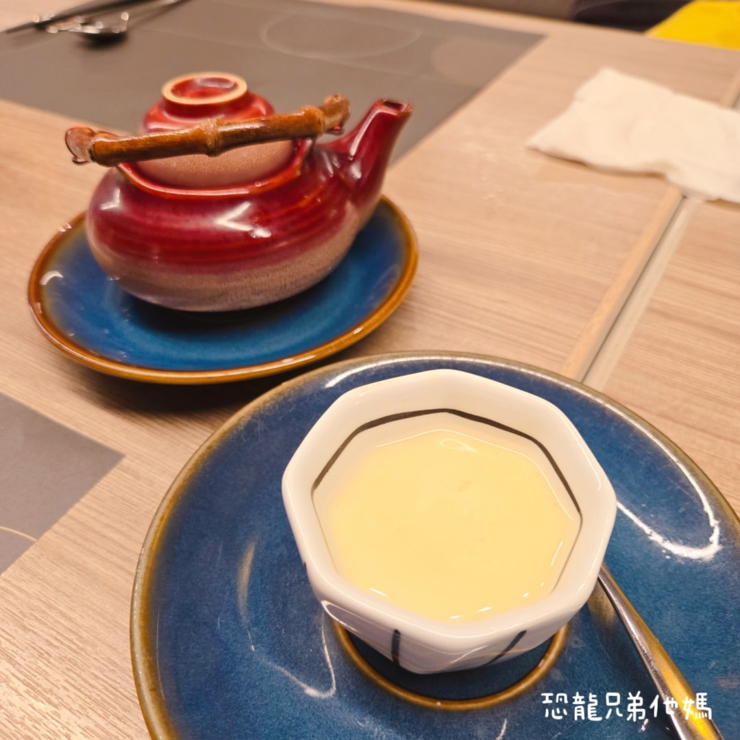 高雄│旭集義享店,長腳蟹、螃蟹、干貝、鮑魚海鮮吃到飽,蜷尾家合作冰品,甜點也好吃 - 第50張圖 高雄│旭集義享店,長腳蟹、螃蟹、干貝、鮑魚海鮮吃到飽,蜷尾家合作冰品,甜點也好吃