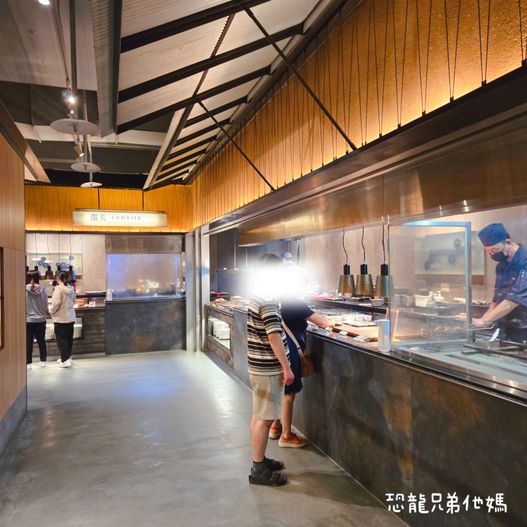 高雄│旭集義享店,長腳蟹、螃蟹、干貝、鮑魚海鮮吃到飽,蜷尾家合作冰品,甜點也好吃 - 第27張圖 高雄│旭集義享店,長腳蟹、螃蟹、干貝、鮑魚海鮮吃到飽,蜷尾家合作冰品,甜點也好吃