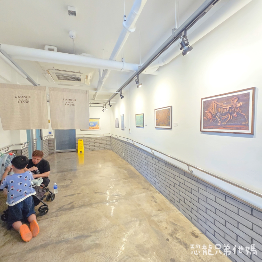 韓國‧濟州島│西歸浦市場旁,走訪韓國國民畫家李仲燮藝術街、李仲燮美術館(이중섭미술관),伴手禮、選物店,眺望西歸浦港2025.08 - 第32張圖 韓國‧濟州島│西歸浦市場旁,走訪韓國國民畫家李仲燮藝術街、李仲燮美術館(이중섭미술관),伴手禮、選物店,眺望西歸浦港2025.08