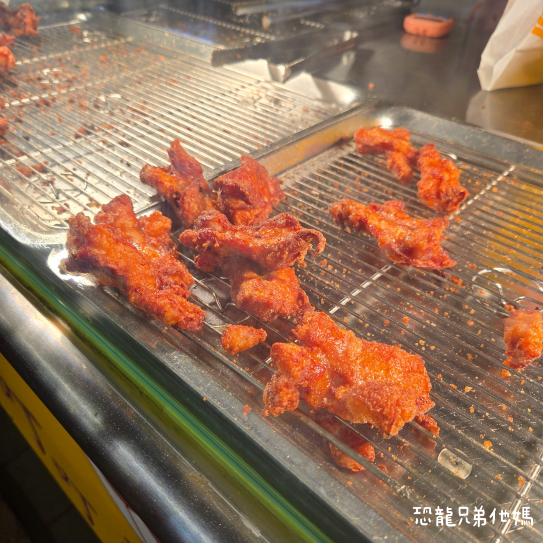 高雄‧大寮│叮叮豆乳雞總店，後庄成功黃昏市場的美味下午茶，可以預訂!