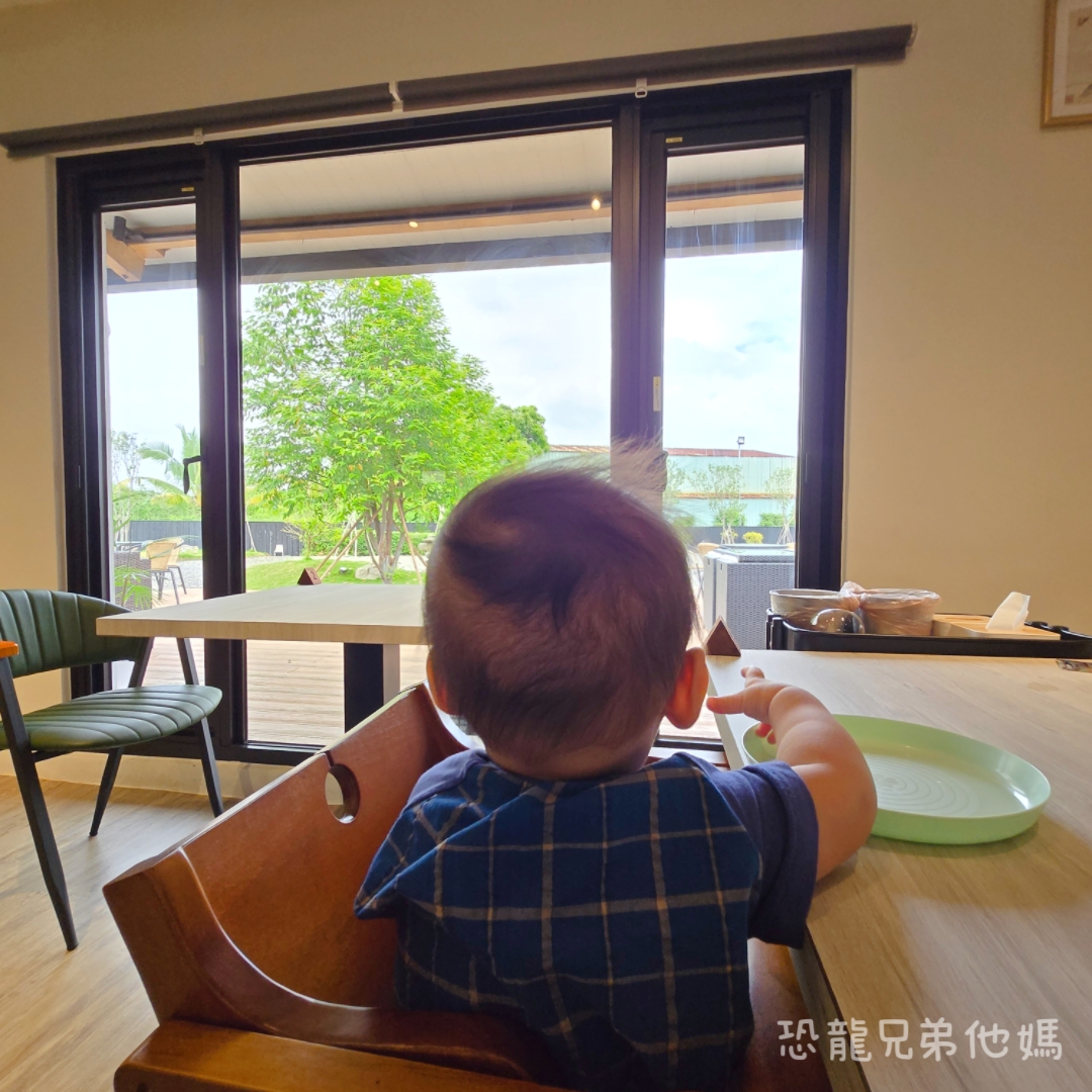 屏東▪︎佳冬|假日限定!像走入美術館般優雅的泰國蝦餐廳-荷塘有蝦小館,餐點美味精緻一吃就愛上,活跳跳泰國蝦直接上桌! - 第19張圖