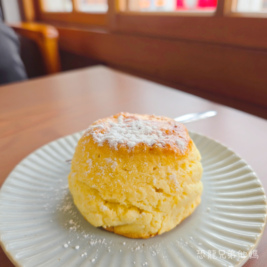 高雄‧鳳山│夢群島文化書室，老屋內用餐、咖啡，小農產品販售