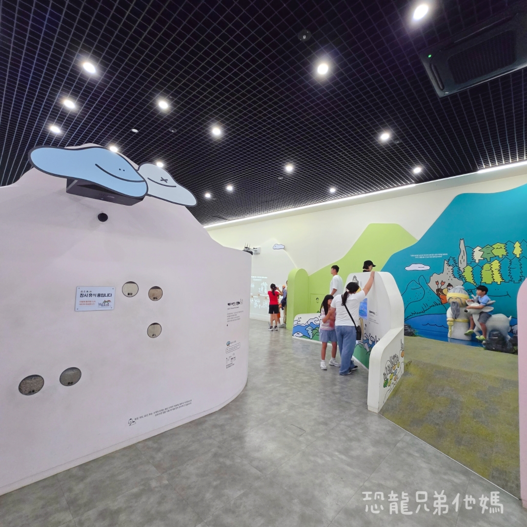 韓國濟州島│自駕八天繞島親子自駕行程，上山下海、網美行程、必吃美食通通玩起來 2025.08