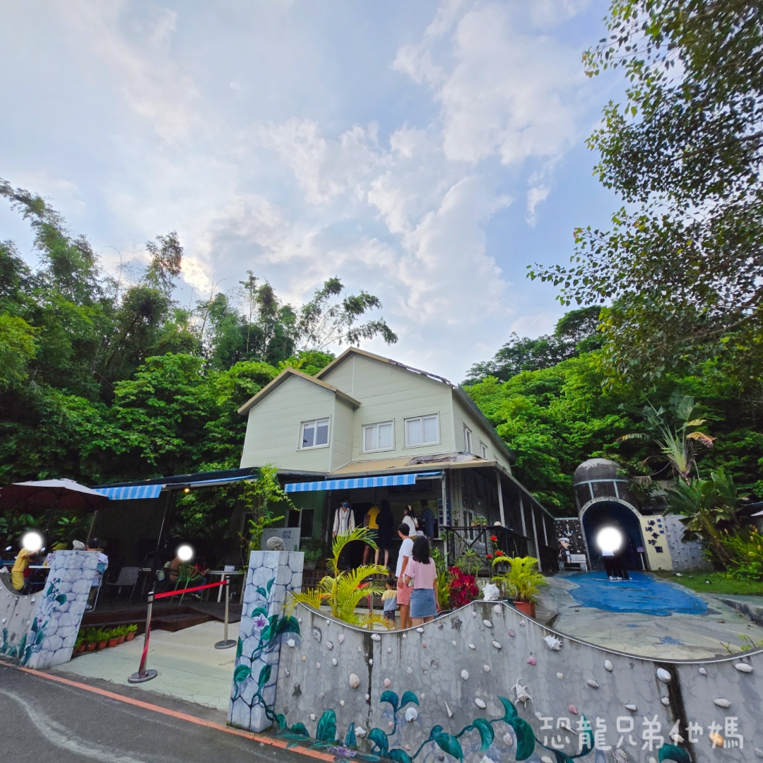 高雄‧鳥松】澄清湖海洋奇珍園│魚兒種類豐富、有觸摸區、多樣珊瑚、貝殼、恐龍蛋化石展示。預計營業到2025年12月31日 - 第6張圖 高雄‧鳥松】澄清湖海洋奇珍園│魚兒種類豐富、有觸摸區、多樣珊瑚、貝殼、恐龍蛋化石展示。預計營業到2025年12月31日