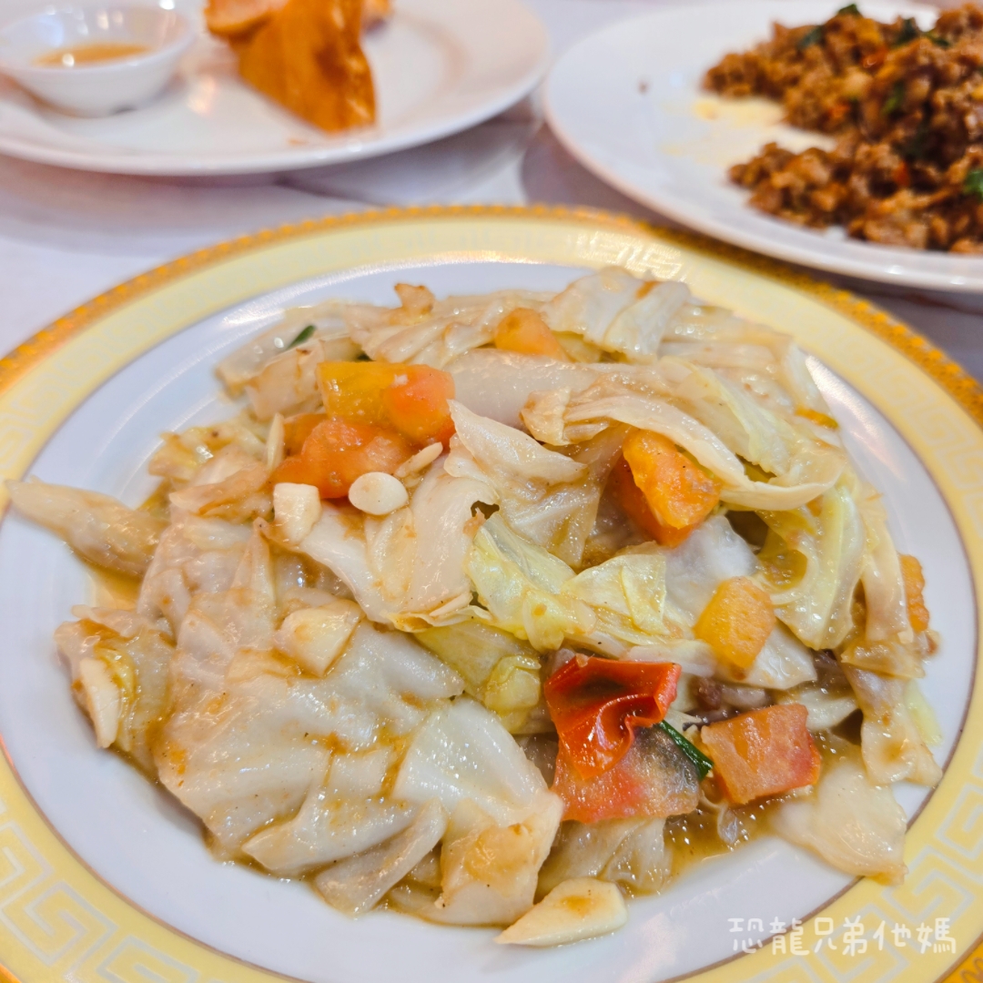 高雄‧鳳山│鴻泰心泰國料理，中華街觀光夜市內的美味泰國料理，Google評論4.9顆星