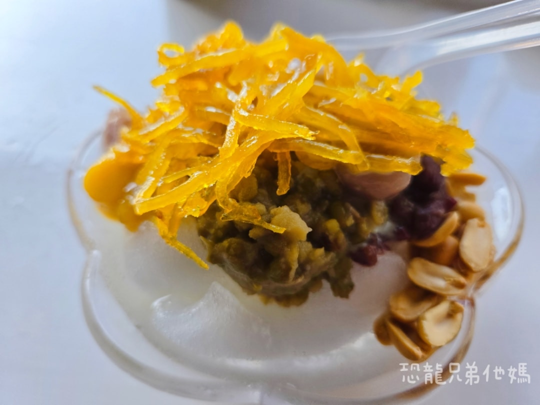 高雄‧美濃│東門冰菓室，是冰店也是在地人的雜貨店，古早味冰品、豆花