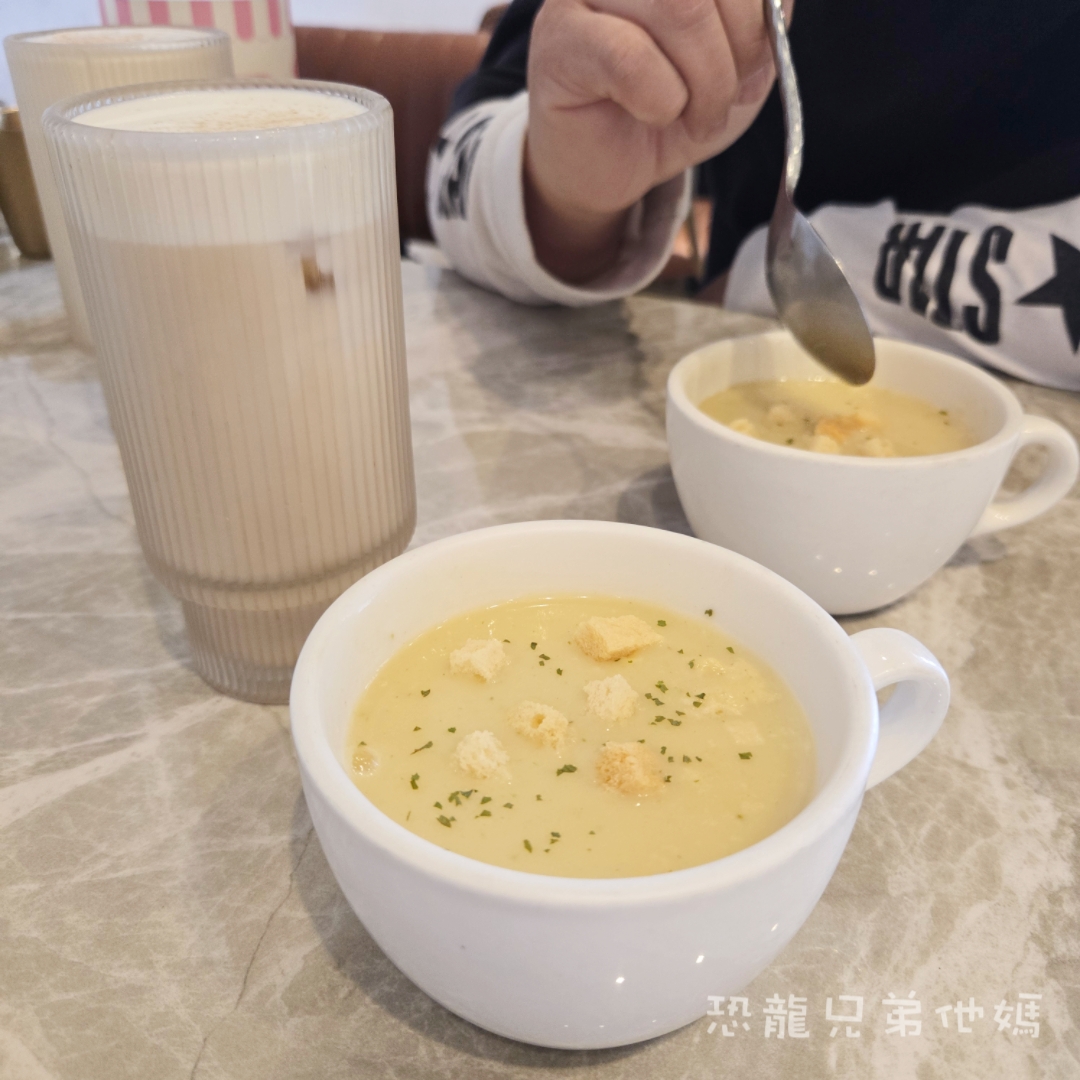 高雄‧鳳山/三民│多初點韓食專門店(文山店)，從早吃到晚的韓食餐廳，早午餐的新選擇!