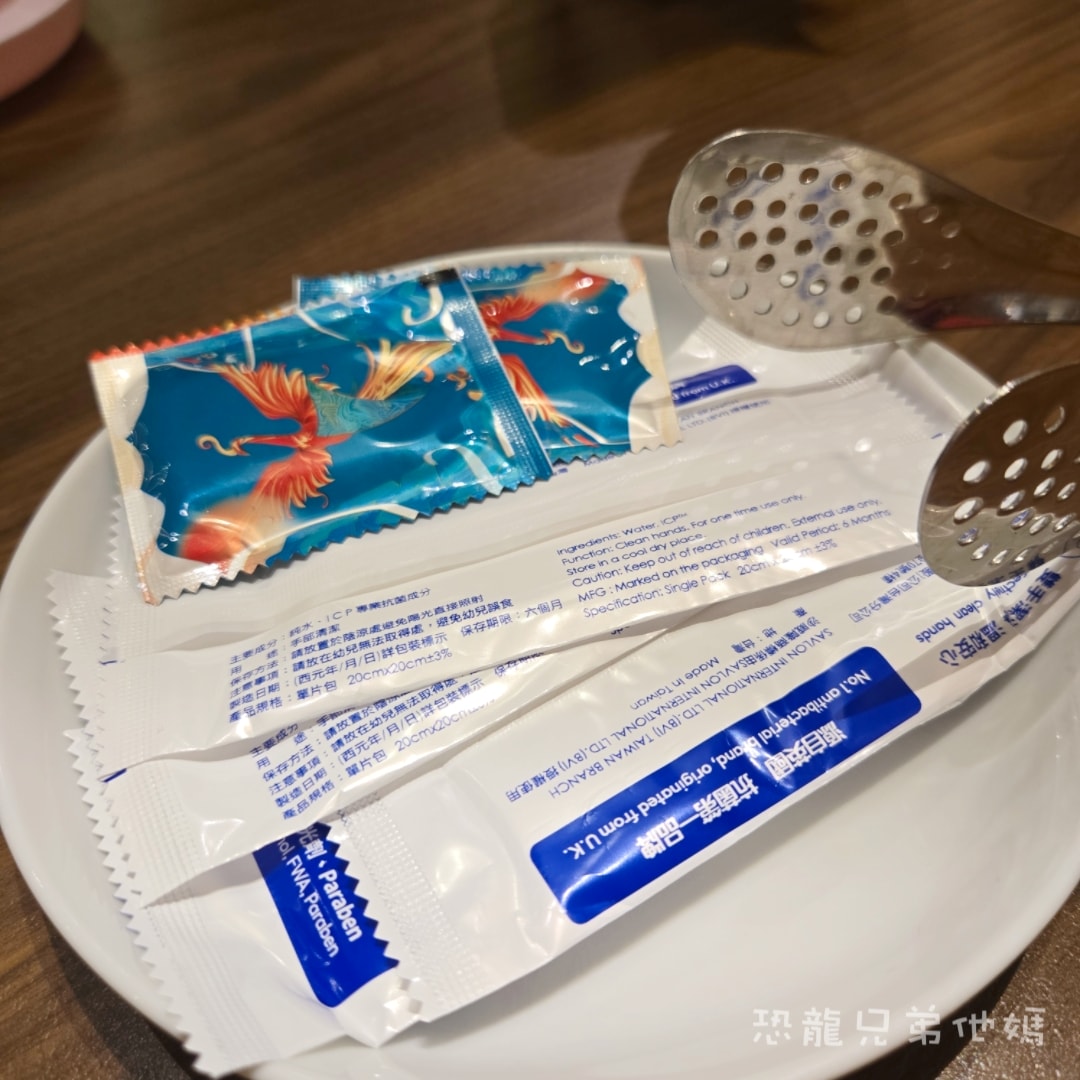 高雄•復興北外婆家｜鄧師傅台菜餐廳，復古裝潢，回到家的親切感