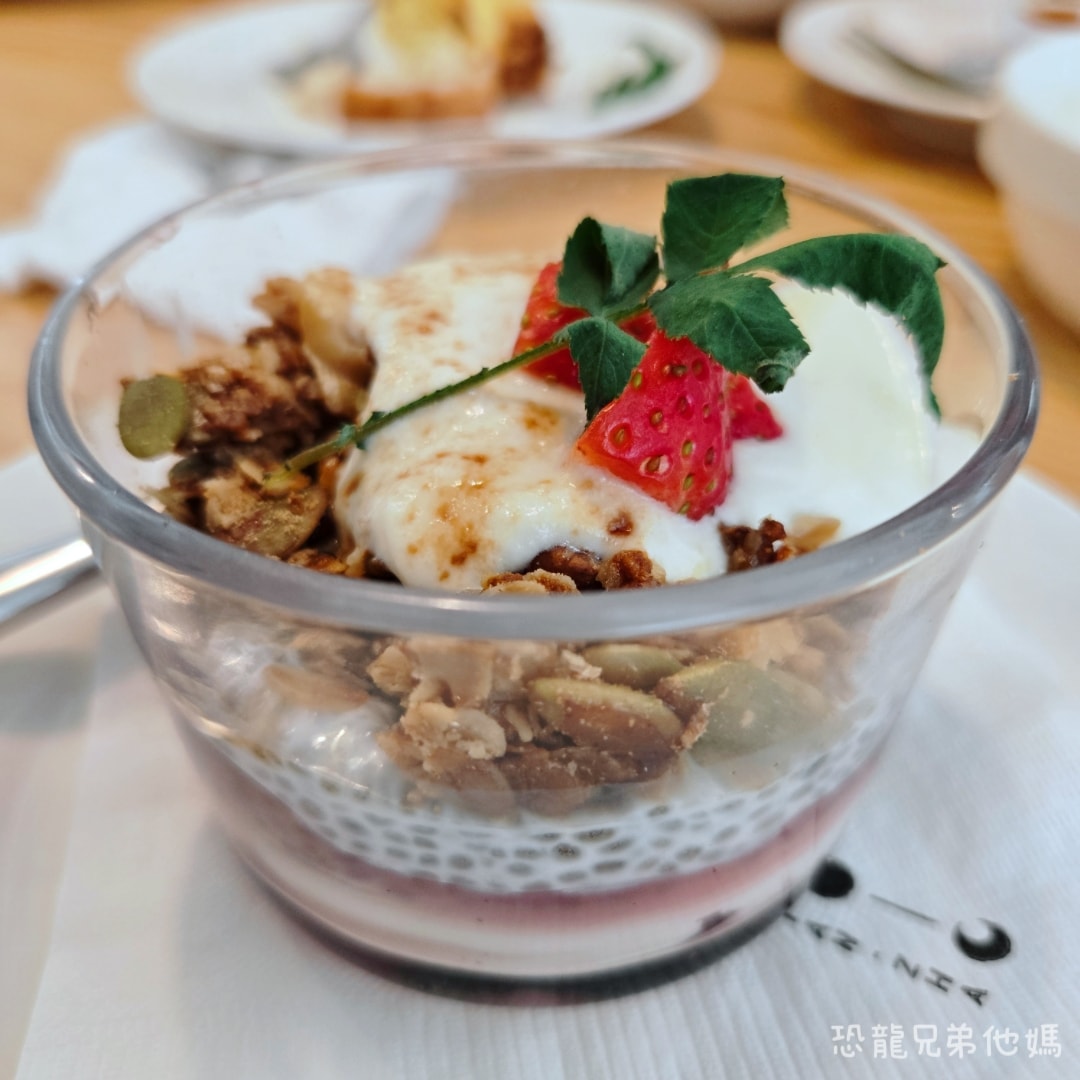 屏東必吃美食│探柵TAN-ZHA(自由店)，質感綠意寬敞裝潢，餐點滿分，從早營業到晚上，寵物友善餐廳