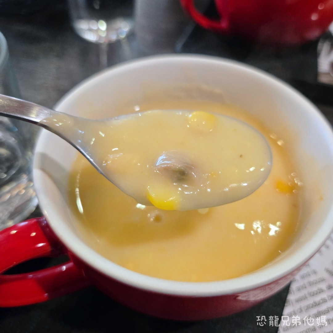 高雄‧鳳山│Lé Eat 義法倉廚：華鳳特區美味餐廳，免服務費，餐點平價美味，適合朋友家人聚餐，寵物友善餐廳