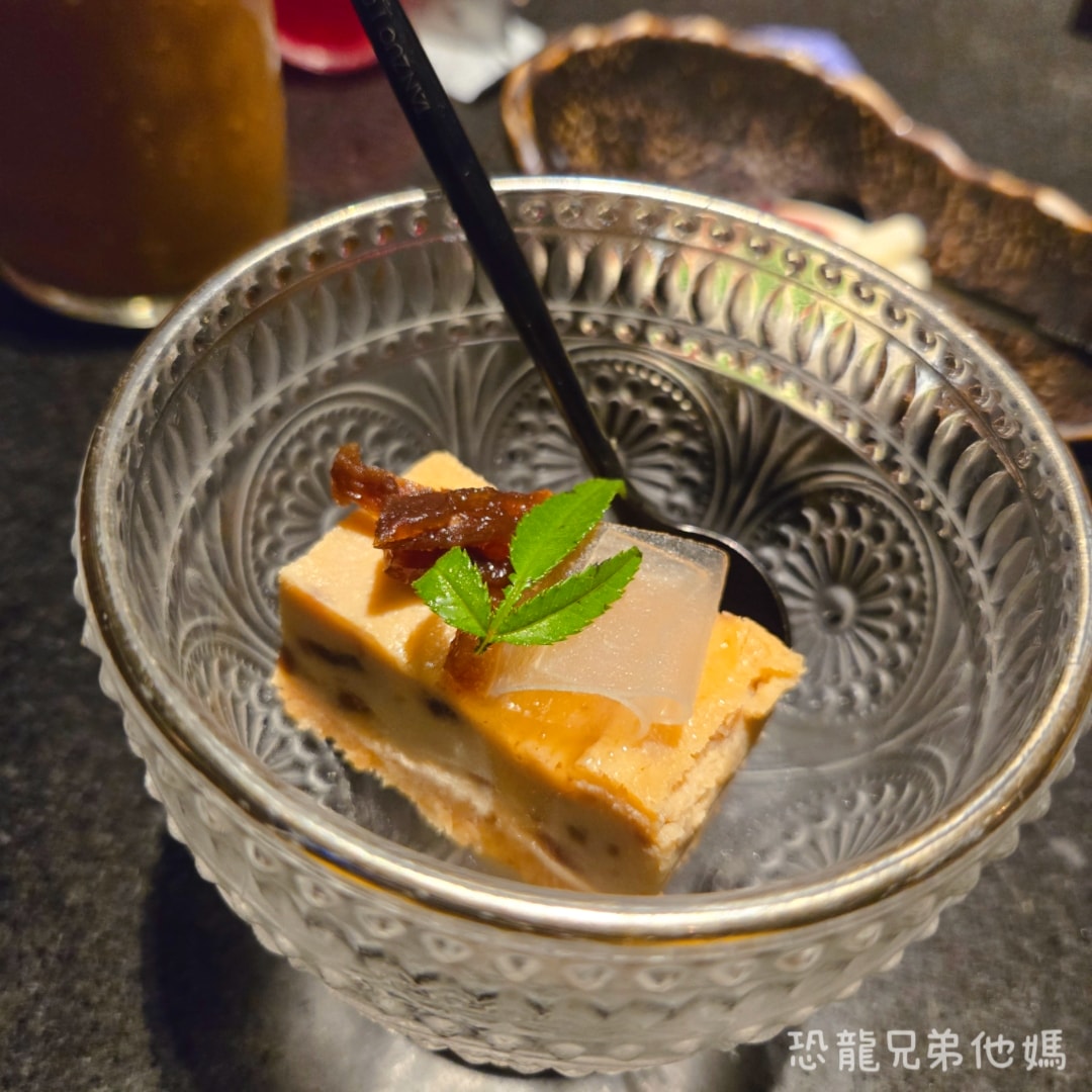 高雄‧前鎮│碳佐麻里精品燒肉(高雄時代店),超人氣燒烤店,肉品好吃,一定要預約喔! - 第27張圖 高雄‧前鎮│碳佐麻里精品燒肉(高雄時代店),超人氣燒烤店,肉品好吃,一定要預約喔!