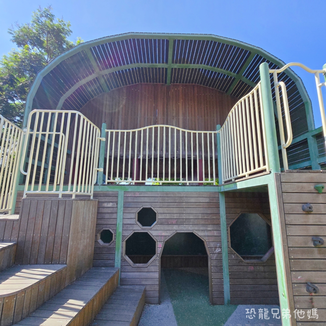 新竹親子景點｜芎林公一方口獅公園：全台首座客家舞獅遊戲場！巨型方口獅滑梯、詠春木人樁、沙坑溫馨放電