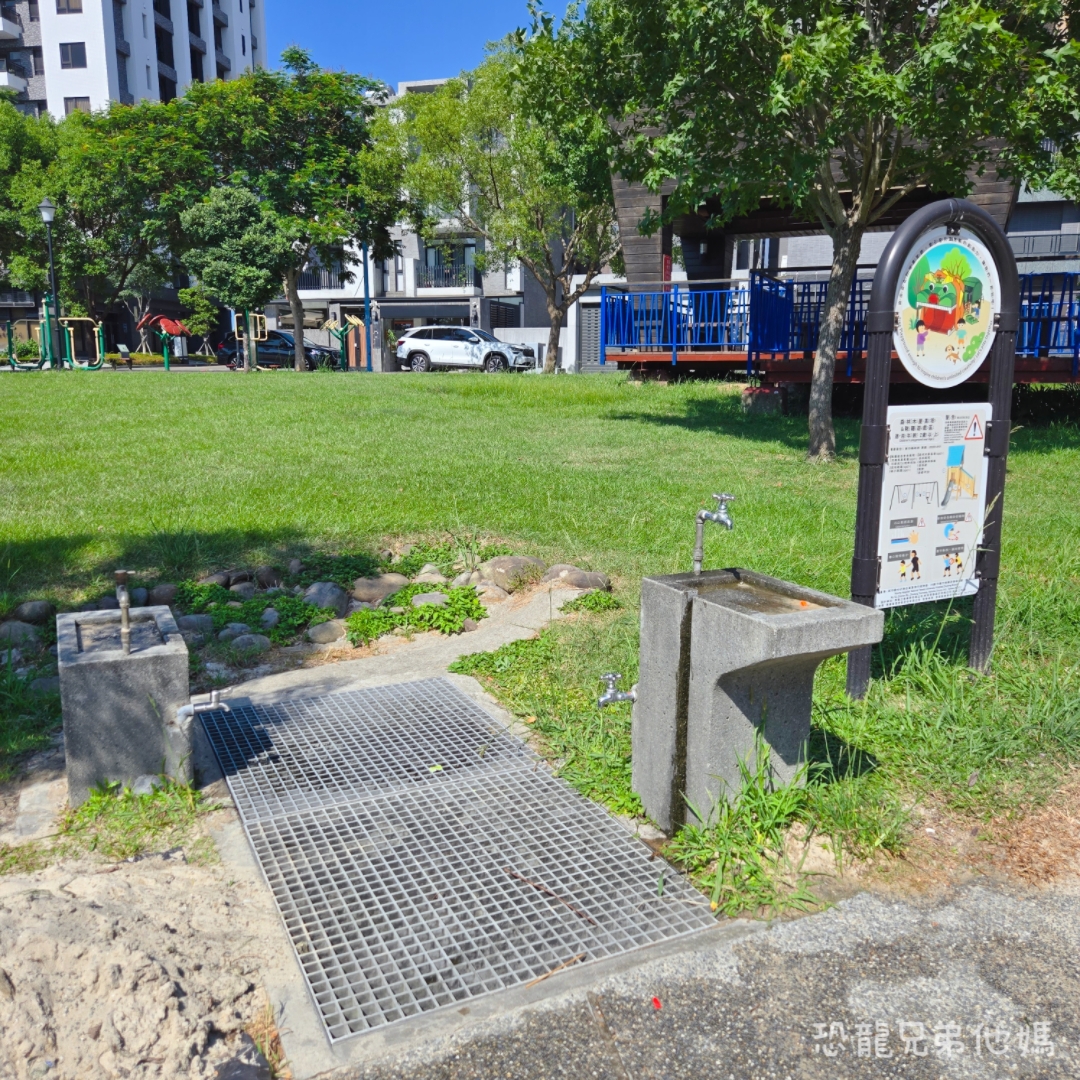 新竹親子景點｜芎林公一方口獅公園：全台首座客家舞獅遊戲場！巨型方口獅滑梯、詠春木人樁、沙坑溫馨放電